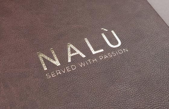 χρυσοτυπία σε premium δερματίνη